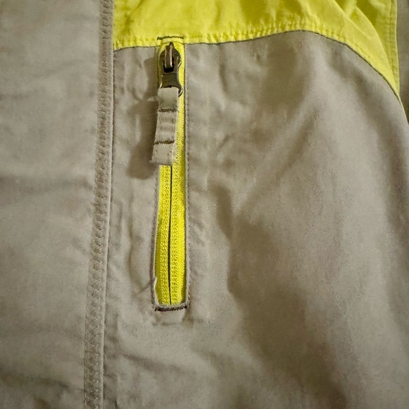 Kids winter jacket. Kids snow jacket. Size M (10-12), brand Lands End. - Picture 4 of 12